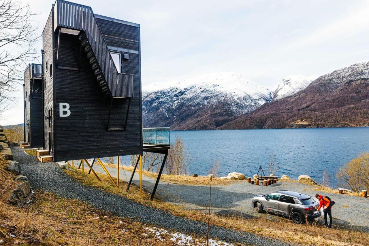 Mikrohyttene I Akrafjorden Lodge Etnesjoen